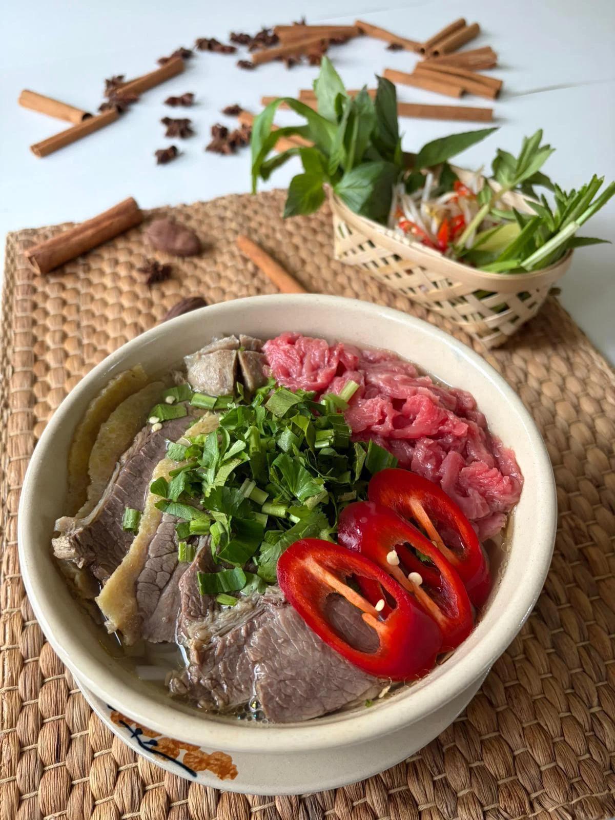 Mai's Special Phở