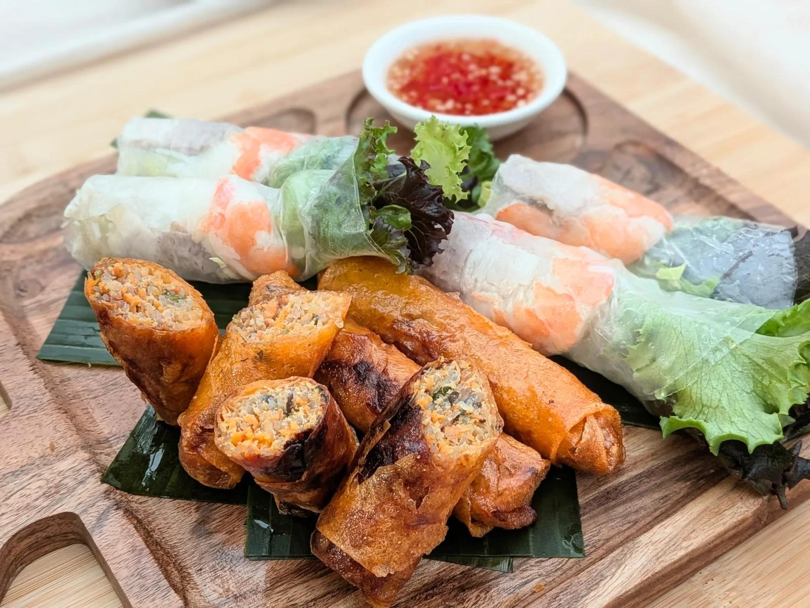 Fresh and fried spring rolls